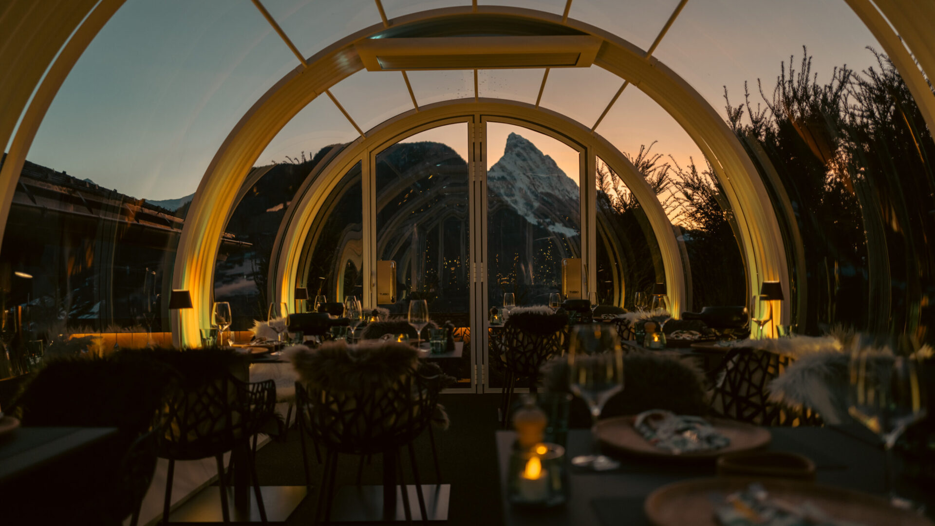 https://huusgstaad.com/wp-content/uploads/2024/10/3.-Taste-1920x1080.jpg